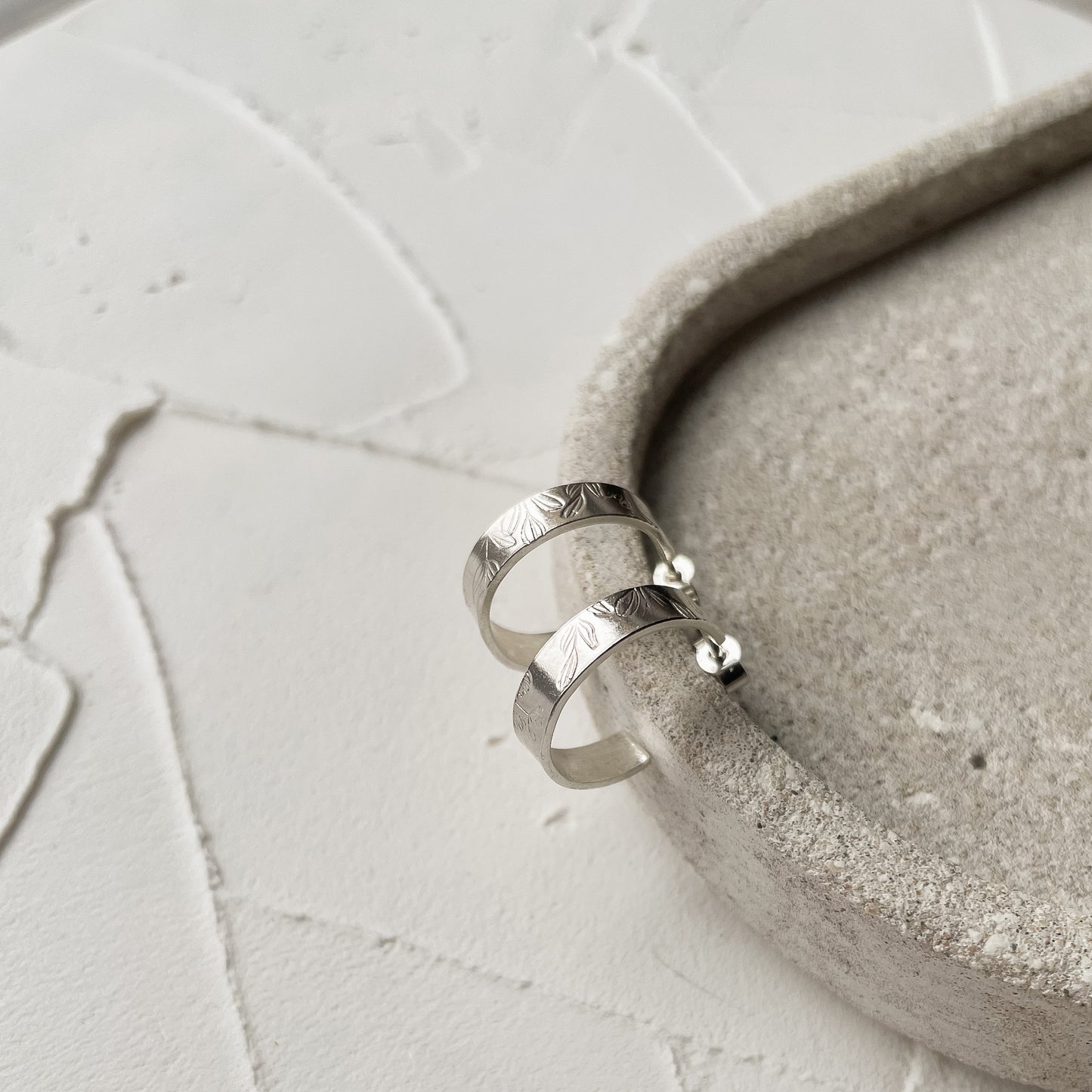Earring | Flora Hoops